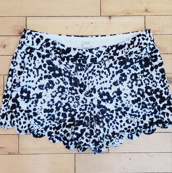 J Crew Linen Scalloped Shorts/ Size:4 - Picture 3 of 4